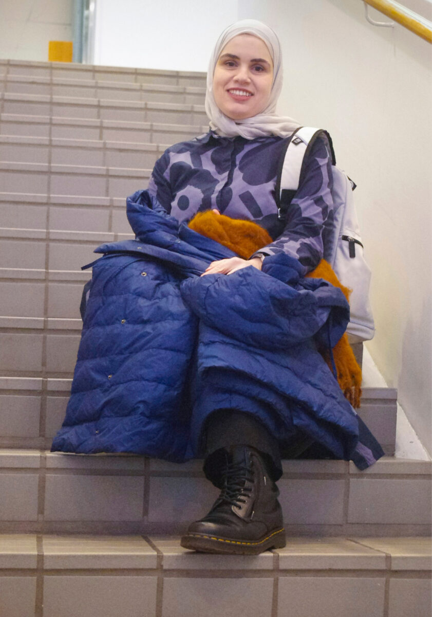 Mariam Amar arvostaa suomalaisia, kaikille avoimia ilmaisia palveluita, kuten kirjastoa ja leikkipuistoja.
