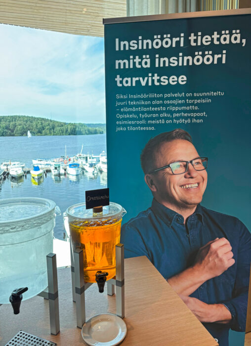 Noin 250 henkeä vieraili Jyväskylän Popbrunssilla. Mukana oli väkeä teineistä harmaisiin panttereihin.