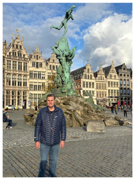 Juhola asui kävelymatkan päässä Antwerpenin vanhasta kaupungista.