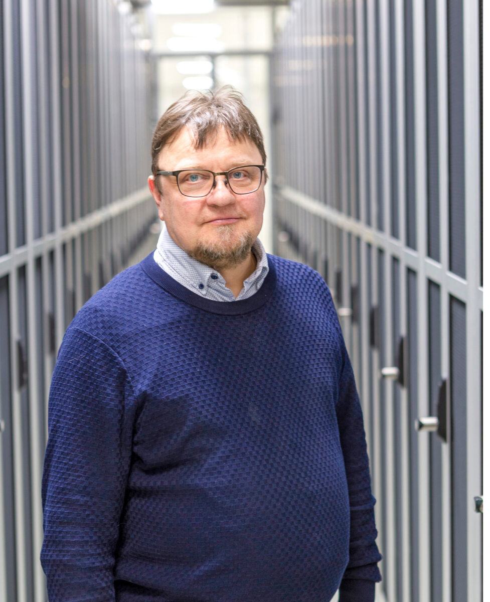 Veijo Terho haluaa s&auml;ilytt&auml;&auml; Suomen kilpailukyvyn huolehtimalla, ett&auml; palvelimet saavat halpaa s&auml;hk&ouml;&auml;.