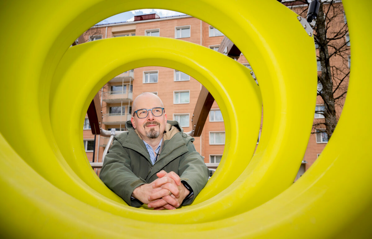 Janne Alkin johtama Kuntec rakentaa ja yll&auml;pit&auml;&auml; my&ouml;s leikkipuistoja.
