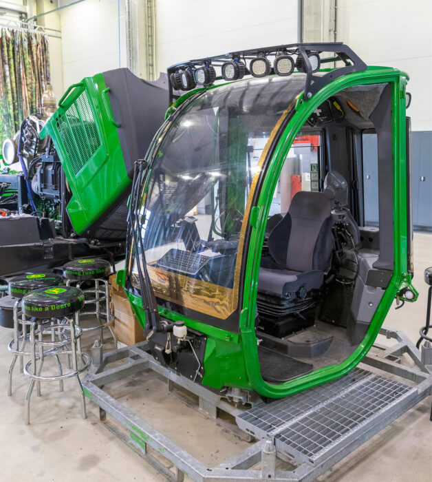 John Deeren H-harvesteri  on vauhdittanut metsäkoneiden kauppaa.