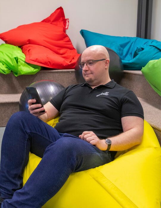 Sami Pienimäki haluaa palvella ennakkotilaajia mahdollisimman hyvin.