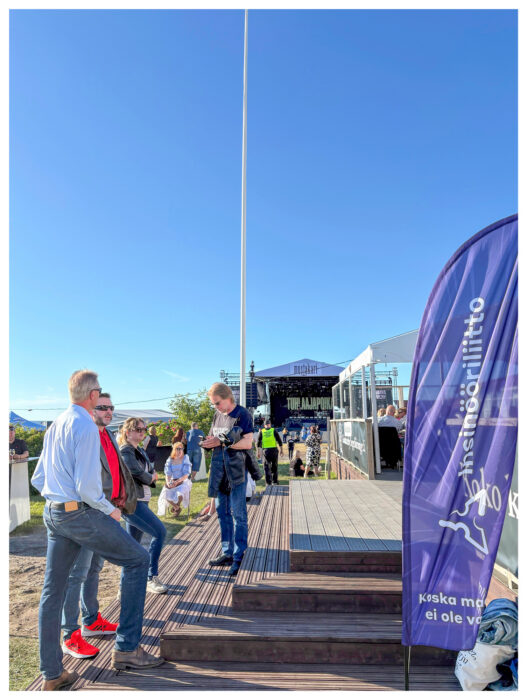 Kokkolassa  vietettiin kesäiltaa Mustakari Memories -festareilla.